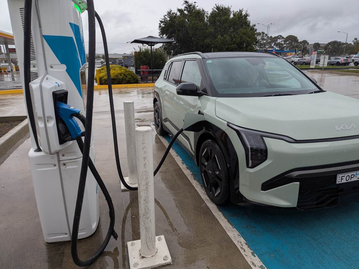 Australian EV sales surge to record...
